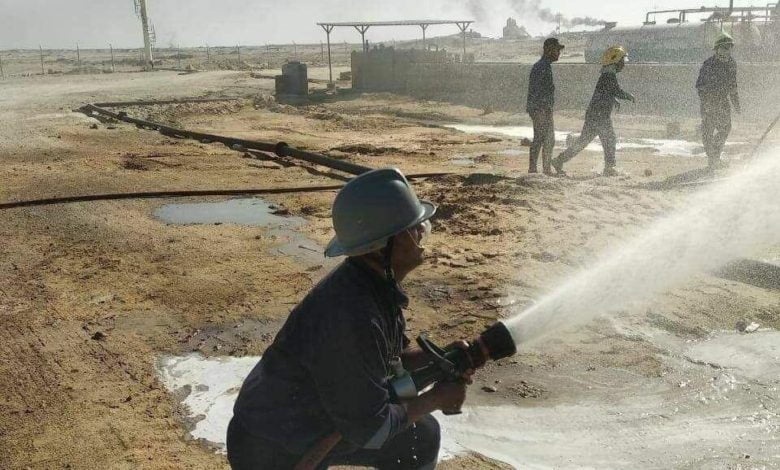 بالصور نشوب حريق بأحد معامل الاسفلت في كربلاء 7 photo 2020 10 25 12 16 36