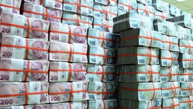 الليرة التركية تتعرض لأكبر انخفاض في تاريخها 2 ليرة