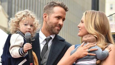 سر سعادة الممثل رايان رينولدز بلقب "أبو البنات" 8 127 135120 american actor ryan reynolds 3