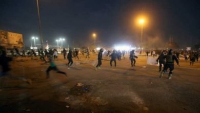 مكافحة الشغب يتسخدم المياه الساخنة لتفريق المتظاهرين في البصرة 6 157112020 44aead22f2078fb 810x455 1