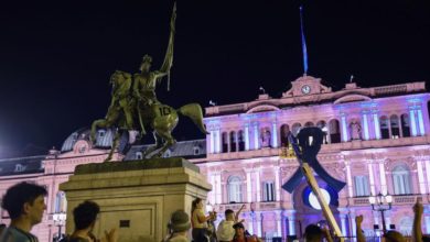 3528483 2020 11 26T045436Z 287647107 RC2SAK9ZDJDH RTRMADP 3 SOCCER ARGENTINA MARADONA DEATH