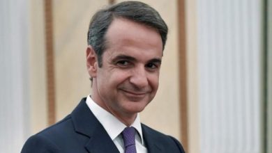 60 210506 greek prime minister arrives uae two visit 700x400