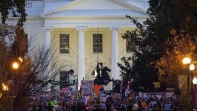 كواليس البيت الابيض ..شموع "وداع" تزل رائحة الوجبات السريعة 3 61 154405 elections trump biden 700x400