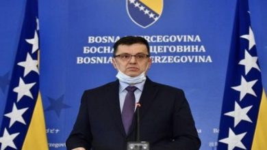 79 184117 corona bosnian minister injured 700x400