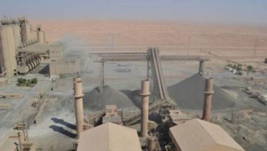 824ed133ce79ff4e5d42bdb72ee84565 L