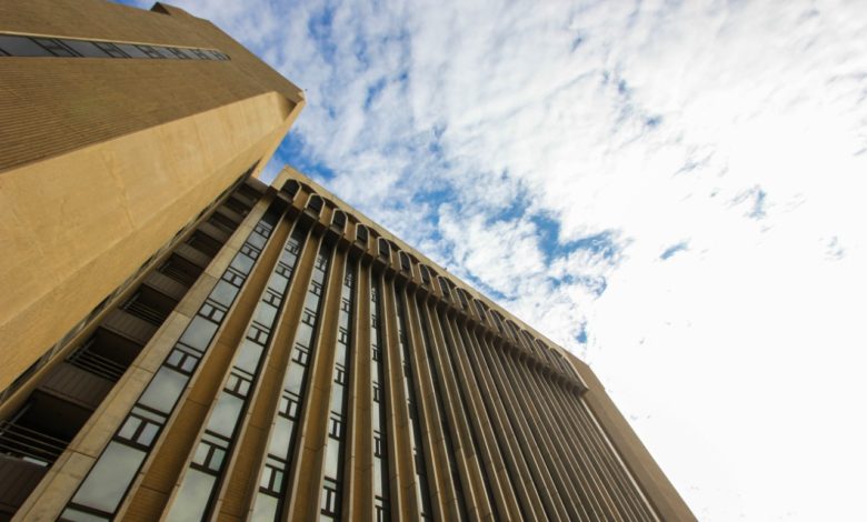 B47403D7 D9FB 49BA B990 87549EC71F2E