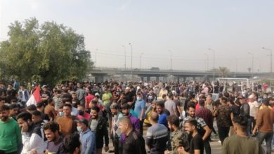 تظاهرات بغداد.. عقود الكهرباء امام المالية ومطاردة في الجادرية 2 B86825F3 5D80 4621 BEF8 6E1FF1ECCA95