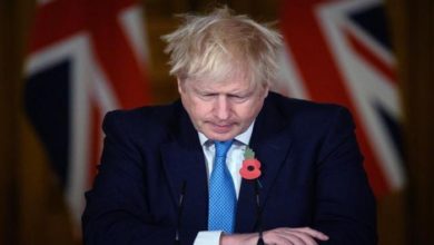 جونسون "الناجي" من كورونا.. يقترب ثانية من الفيروس 6 D407A562 B07F 45D8 B046 30DE83B5C2D2