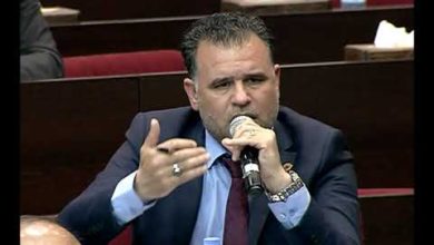 085F73A7 8F30 44CA 813B 93FC50EB6646