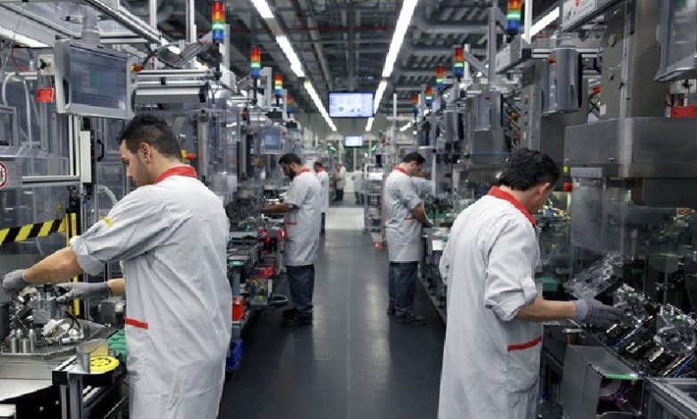 لسد حاجة السوق.. الصناعة تعلن افتتاح ثلاثة مصانع خلال الأيام المقبلة 1 1127122020 652368e75 78205