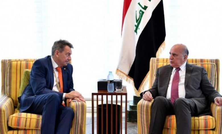 A55F677B 28AA 4C78 A8F1 1B7E79C7DEB2