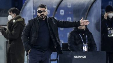 بالصور.. جاتوزو يكشف سر الضمادة التي على عينه 6 EqCQjFtXIAAZvsz 620x330 1