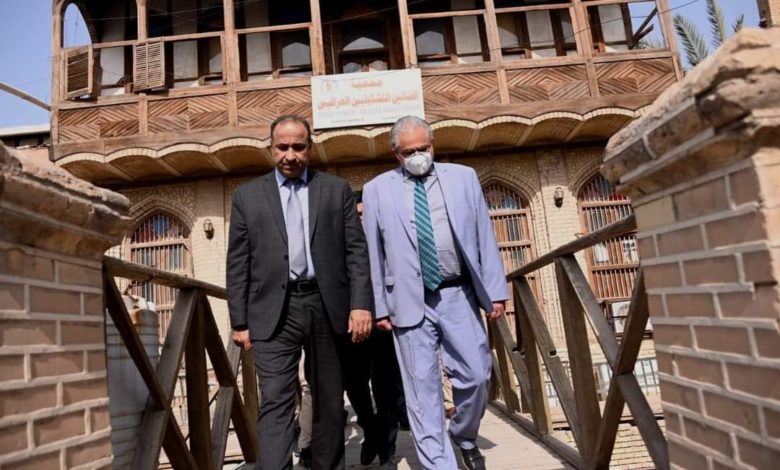 304732AB 099B 4DEF A646 99215C7C1F20