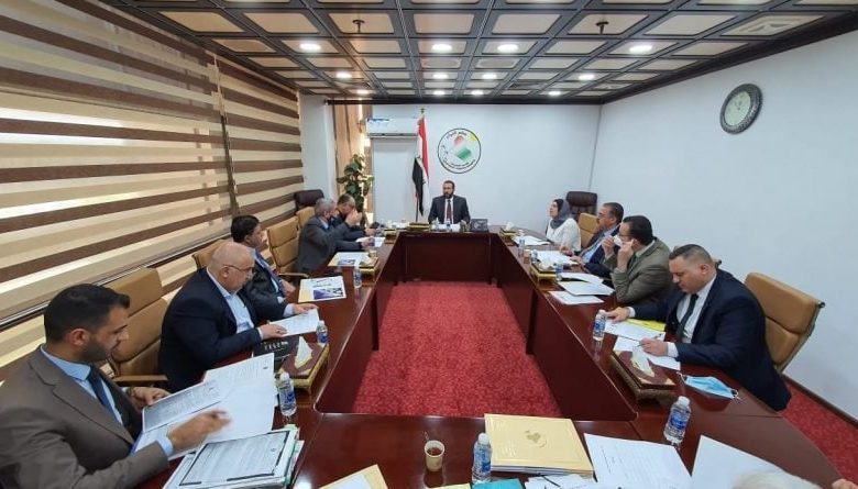 D4EF6DA2 16F9 41B0 897E 72C6A0E5E8D1