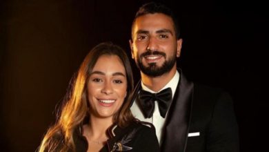 154 165305 valentine day mohamed sharnoubi wife stage 700x400