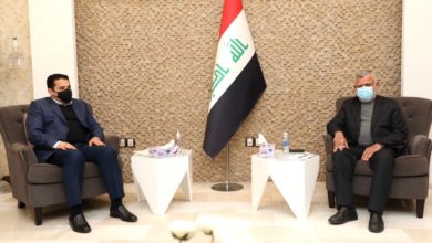 1E325EDA 08FB 4777 BDAF 7CA274FF2FF6