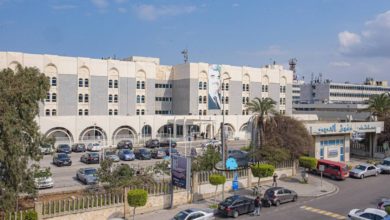 وصول الدفعة الاولى من لقاحات فايزر إلى مستشفى رفيق الحريري الحكومي في لبنان 6 59272Image1