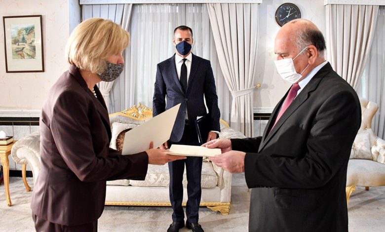 5DF3BA0B 03DC 4794 AFC1 6A7296C5FD02