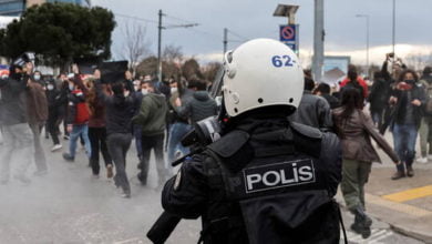 الداخلية التركية: 79 من موقوفي أحداث الجامعة "أعضاء في تنظيمات إرهابية" ورئيس حزب يرد 3 601a414c4c59b70cba3f8146 1