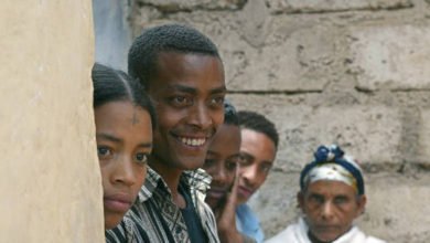 330 يهوديا من "الفلاشا" يصلون إسرائيل رغم إغلاق البلاد 2 602794fa4c59b70d822db908