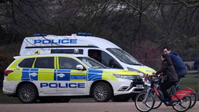 بريطانيا.. مطلوب يسلم نفسه للشرطة هربا من العزل المنزلي 2 602f70074c59b725da365bc8