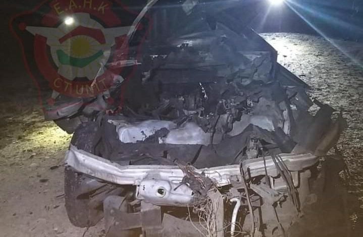 8EF76BBD 9538 4A01 AB41 7ABB291C5948