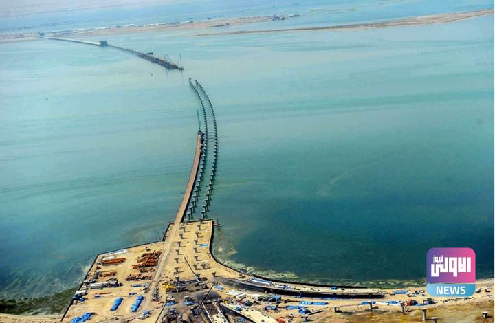 مسلحون يوقفون سفينة ويسرقون مبالغ مالية في خور عبدالله 1 95638EA4 4F3E 4C39 AF47 F06CC0065092