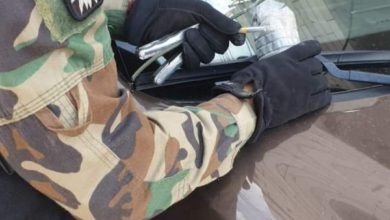 خبراء مكافحة المتفجرات في محافظة البصرة يعالجون عبوة ناسفة محلية الصنع 4 FB IMG 1614077740135