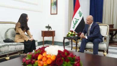 FEC2AEDE BBFF 4DD2 8454 057BDC307912