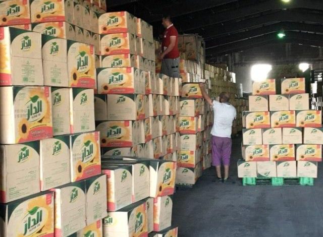 التجارة تعلن توريد مادتي السكر والزيت ضمن مفردات ’التموينية’ 1 IMG 20210207 WA0078