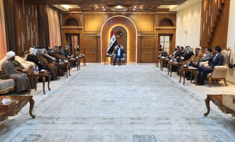 رئيس مجلس النواب يلتقي ممثلي الجمعيات الفلاحية والمزارعين في البصرة 1 IMG 20210209 WA0040