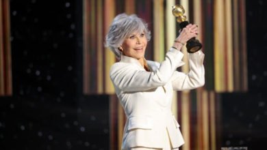 173 120229 jane fonda receives golden globe award 3