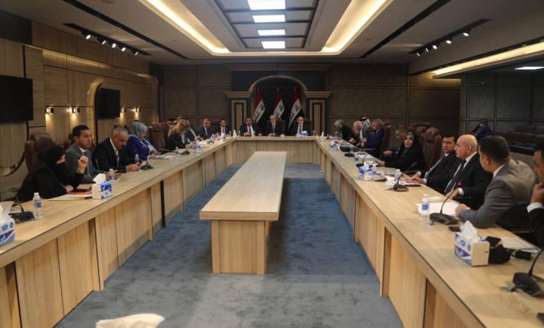 الحداد يترأس اجتماعاً مع اللجنة المالية لحسم النقاط الخلافية في قانون الموازنة 7 26B6ED5F 0736 4EBA A549 27A50EB3BB06