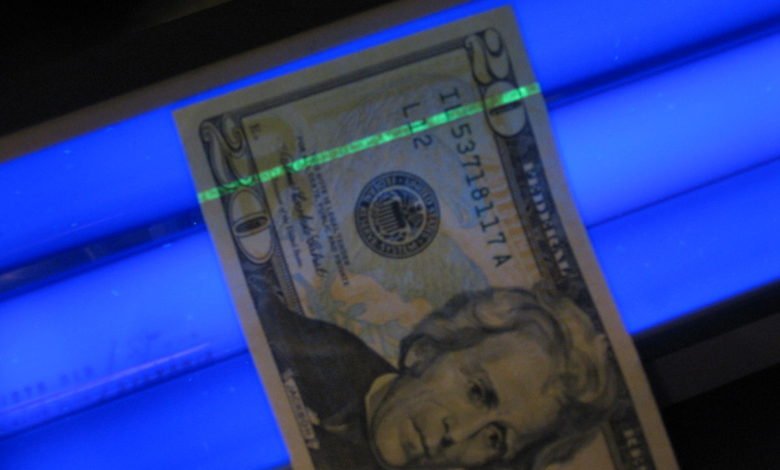 2BF648B9 6212 40E8 80D9 3981F01D075B