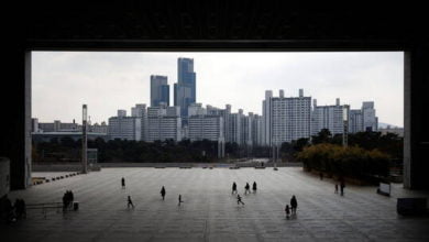 العثور على مسؤول ثان بشركة إسكان حكومية في كوريا الجنوبية ميتا 4 604c7b734236047d410701ff