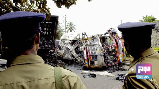 مقتل 14 شخصا وإصابة 31 جراء تحطم حافلة وسط سريلانكا 1 6055b3554c59b766bd733632