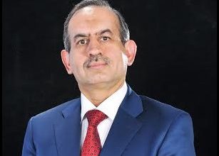 7032D33B 30B5 411C A0CE 94FFDCDEFA06