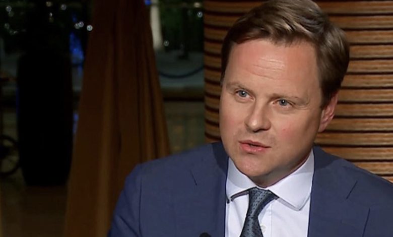 7917C56C 22AF 4B7E BEF2 F4B56CA75D5C