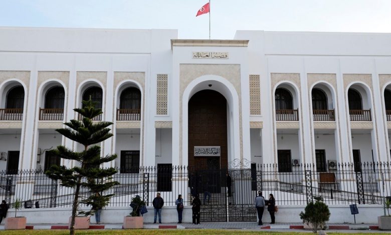 7BA2E125 B3A2 4E0F B01E 57EFF9DB2848