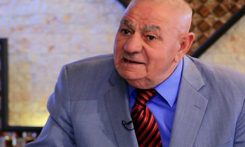 B744E911 6B1A 445D AF75 660BEEFC9E70