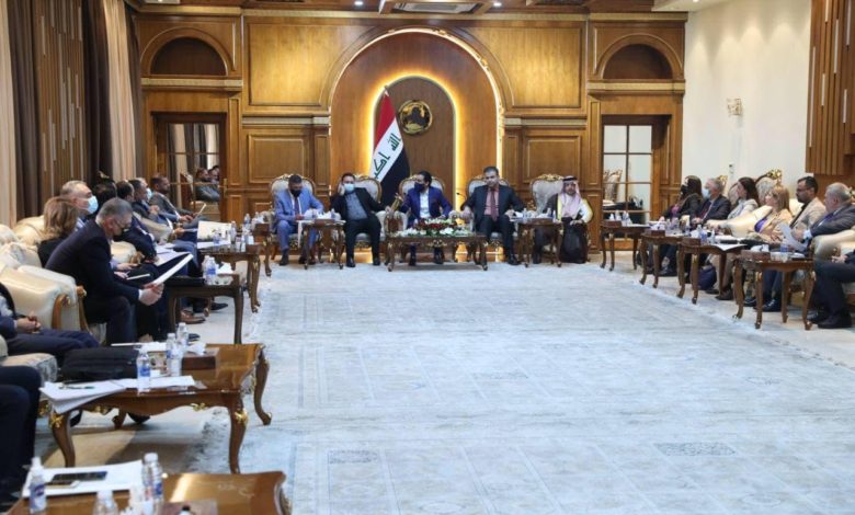 B8FE2554 12E8 4CC6 A70C DB21581FB927