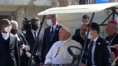 البابا يغادر كنيسة حوش البيعة متجها الى قرقوش بمدينة الموصل (صور) 3 BA96DD13 3AAE 4646 BABC 267A299DB086