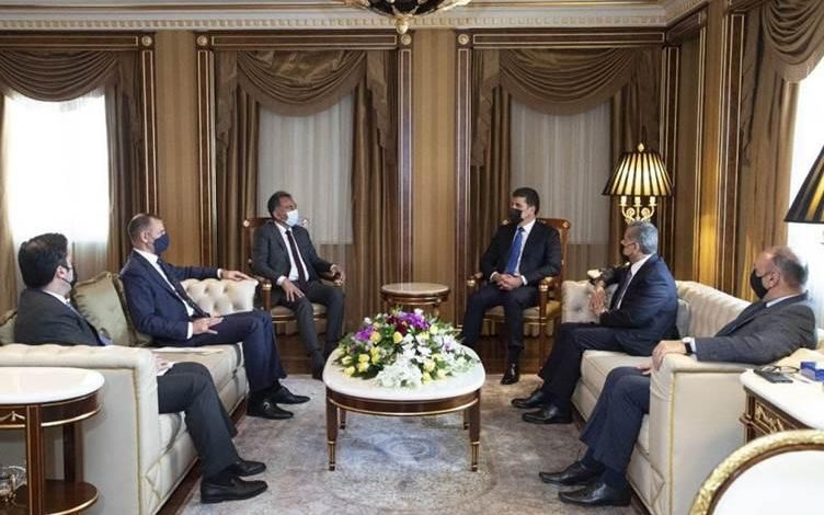 CC231F3E B1B8 49CF B3EA FBAB9DD38C4F