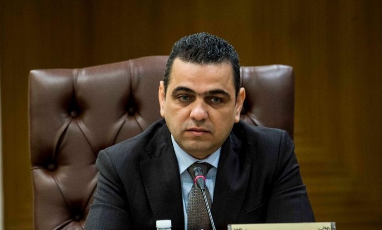 DBED1888 586D 44D9 A230 E8DDA318FCC5