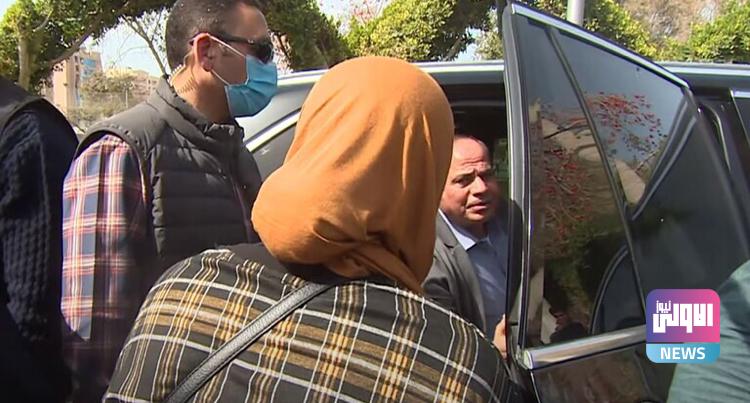 مصر.. مواطنة توقف السيسي لتشتكي والرئيس المصري يقدم وعدا 1 DF880B14 71D5 45D3 B2AE F1ECE3DEBC69