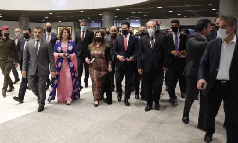 E1B0D1EE 6E66 4EE9 A95C 9835A49F4C49