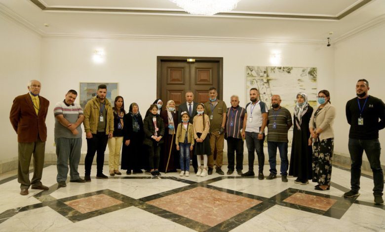 EF0D81F2 3106 4768 9E36 9AC2E03F824E