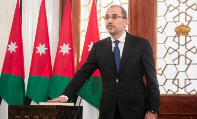 EF294037 6101 48C3 BFEE 7F2E13BB7161