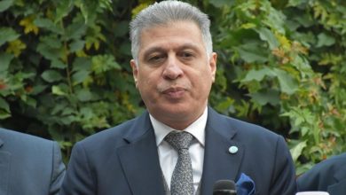 thumbs b c 24d2e39453e41435b143d2e8b2a4e704