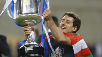 قائد ريال سوسييداد أويارزابال يهدي كأس الملك للغائبين عن النهائي بسبب كورونا 3 1139500